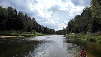Auto stāvvieta - Valmieras Novads