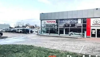 Favorit West Sia, Autosalons - Ventspils
