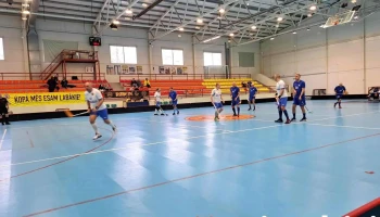 Kocēnu sporta nams - Kocēni