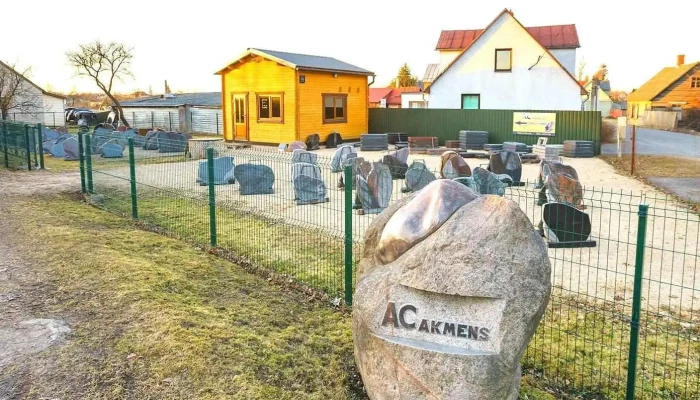 A.Ceriņa akmens apstrāde, kapu pieminekļi - Jēkabpils