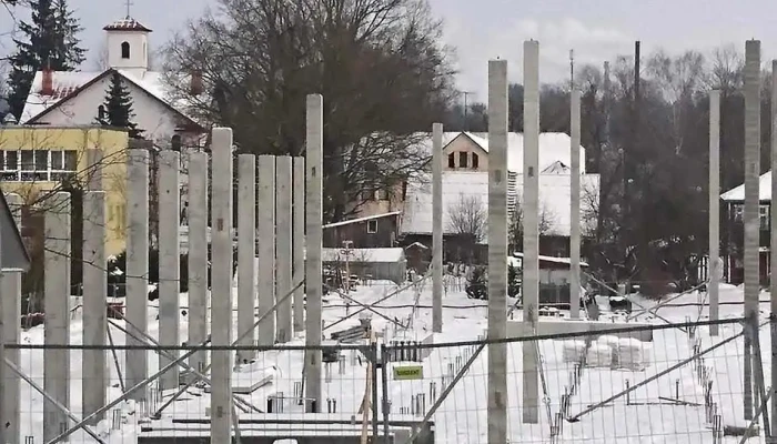 Alūksnes ģimnāzija - Alūksne Pilsēta