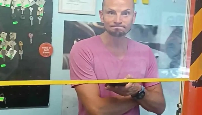Atslegu Pulkstenu Serviss Remonts Videoklipi - Rīga