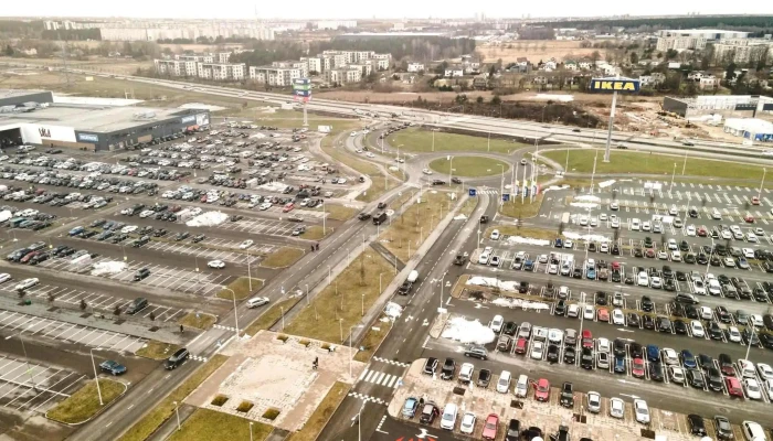 Automašīnu stāvvieta, Ikea - Stopiņu Pagasts
