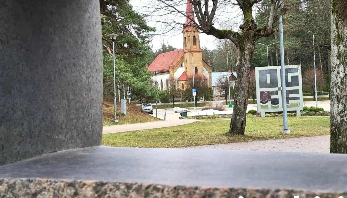 autostāvvieta - Brīvības Iela 51