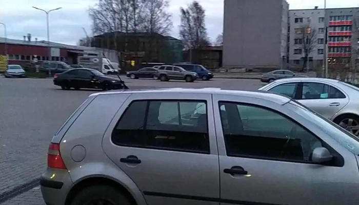 Autostāvvieta - Liepāja