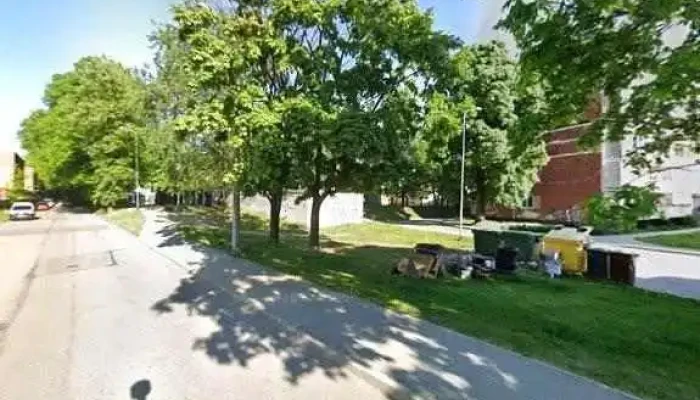 Bravo Auto Autoserviss Ielas Attels Un 360deg - Rīga