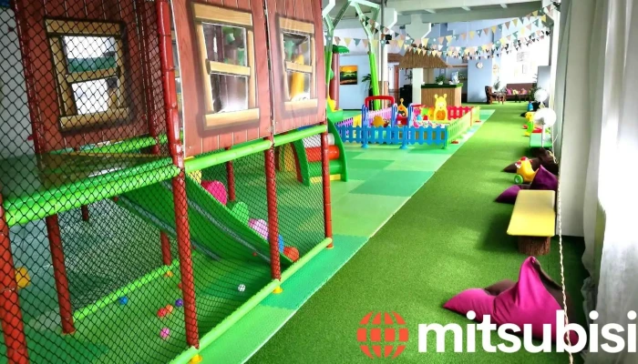 Dzunglu Parks Atlasija Ipasnieks - Ogre