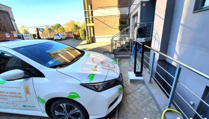 Elektrum Drive Uzlades Stacija Visi - Liepāja