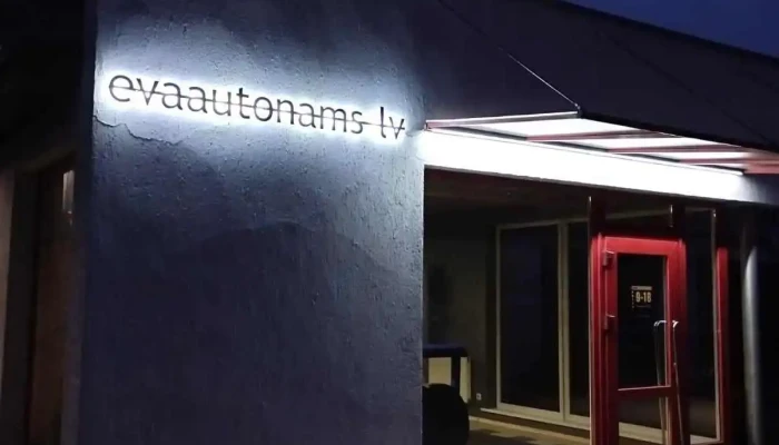 Eva Autonams -  Atlasija Ipasnieks - Rītausmas