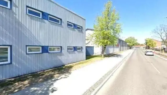 Inter Cars Filiale Valmiera V41 Ielas Attels Un 360deg - Valmiera