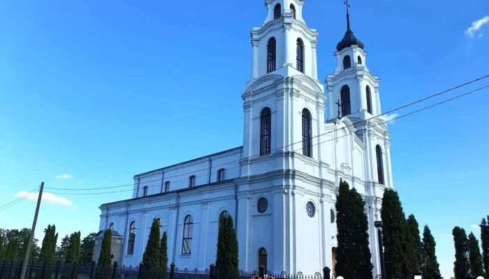 Ludzas Jaunavas Marijas Debesīs uzņemšanas Romas katoļu baznīca - Ludza