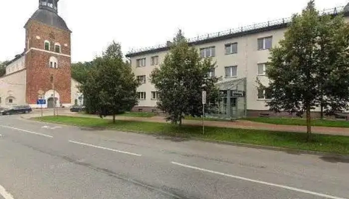 Mogo -    Sanem Naudu Un Turpini Braukt Ielas Attels Un 360deg - Valmiera