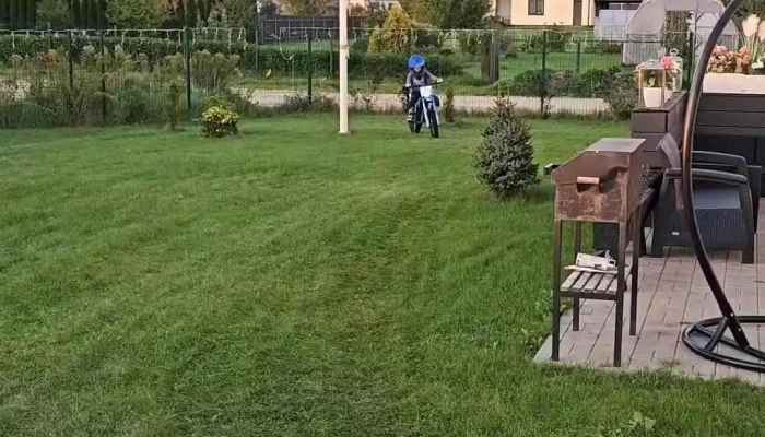 Motocikluveikalslv Moto Inn   Motociklu Tirdznieciba   Motociklu Veikals Videoklipi - Rīga