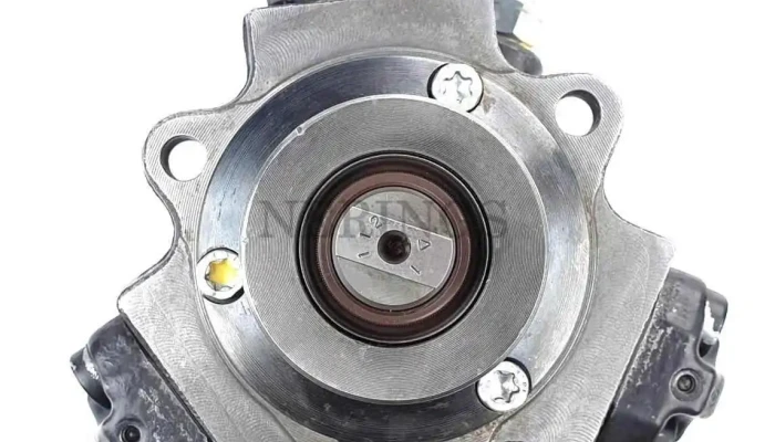 Nerings Sia Auto Kravas Auto Un Traktoru Rezerves Dalu Tirdznieciba Iekspuse - Baldone