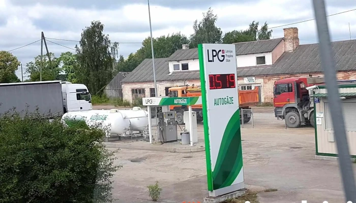 Neste Iecava Dus Degvielas Uzpildes Stacija - Iecava