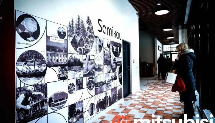 Tirdzniecibas Centrs Mandarins Iekspuse - Carnikava