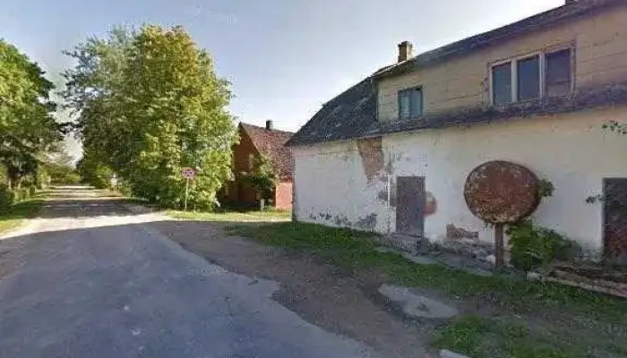 Uznemejdarbibas Un Turisma Atbalsta Punkts Rundales Avoti Ielas Attels Un 360deg - Pilsrundāle