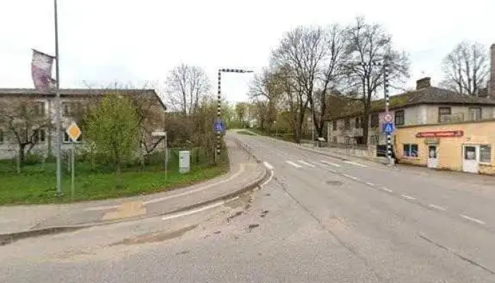 Vidrus Sia Ielas Attels Un 360deg - Kalkūni